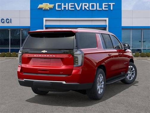 2025 Chevrolet Suburban LT