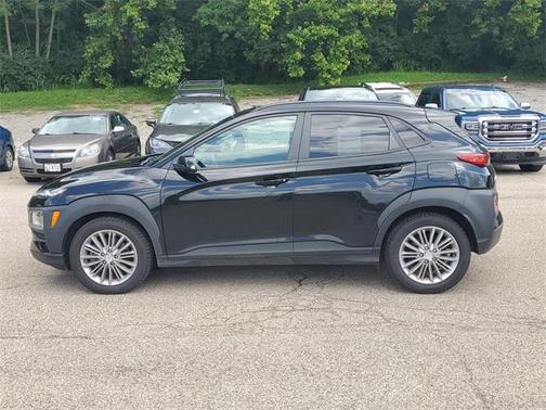 2020 Hyundai KONA SEL Plus