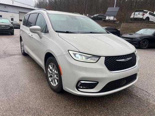 2021 Chrysler Pacifica Touring
