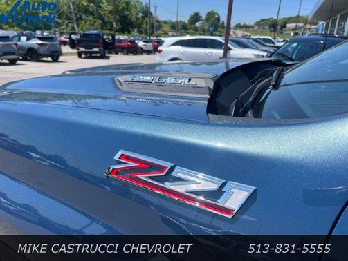 Lakeshore Blue Metallic 2024 Chevrolet Silverado 2500 Custom