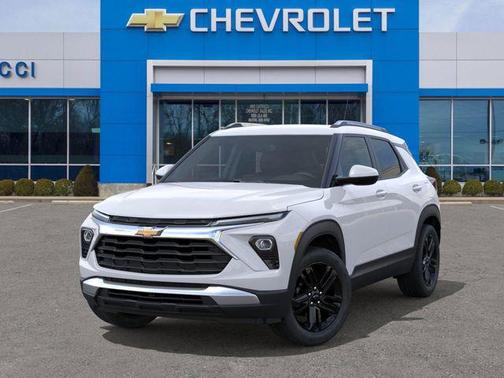 Summit White 2026 Chevrolet Trailblazer LT