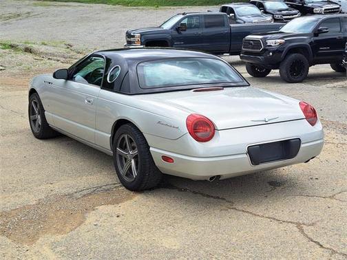 2004 Ford Thunderbird Base