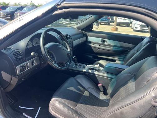 2004 Ford Thunderbird Base
