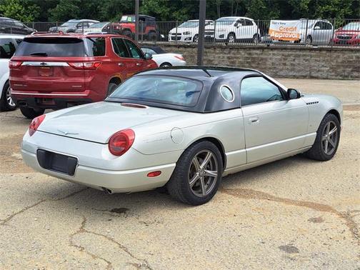 2004 Ford Thunderbird Base