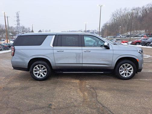 2024 Chevrolet Suburban Premier