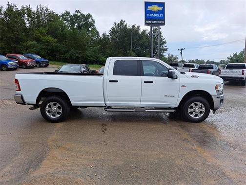2023 RAM 2500 Big Horn Crew Cab 4x4 8' Box