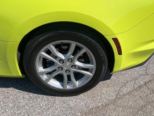 2021 Chevrolet Camaro 1LS
