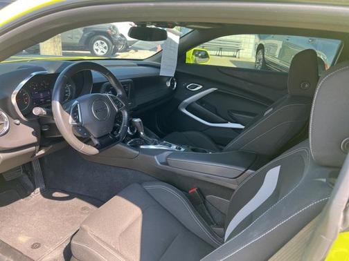 2021 Chevrolet Camaro 1LS