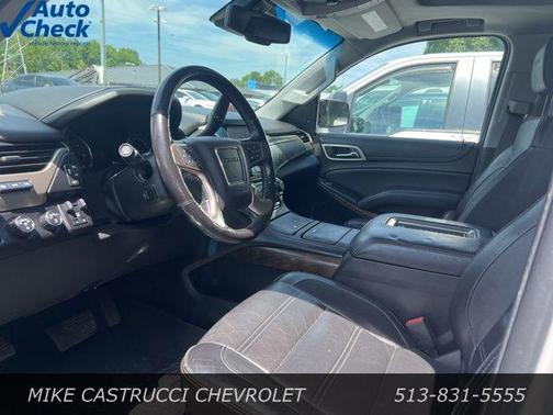 White Frost Tricoat 2018 GMC Yukon XL Denali