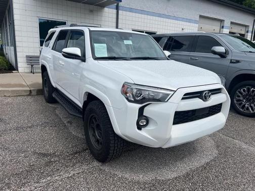 2024 Toyota 4Runner SR5 Premium
