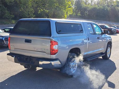 2017 Toyota Tundra SR5