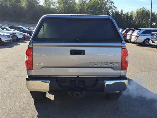 2017 Toyota Tundra SR5
