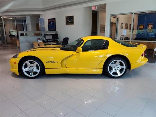 2002 Dodge Viper GTS