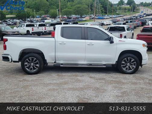 Summit White 2022 Chevrolet Silverado 1500 RST