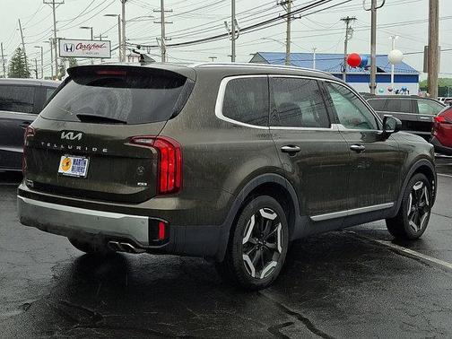 Dark Moss 2023 Kia Telluride S
