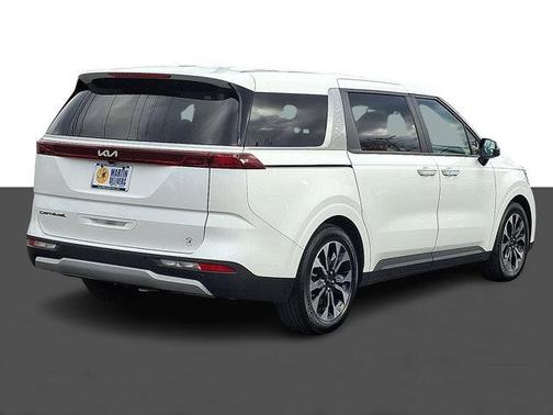 2022 Kia Carnival EX