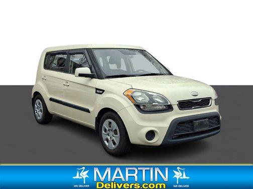 2013 Kia Soul Base