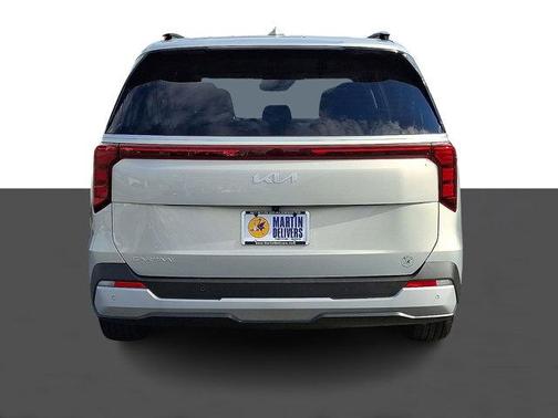 2025 Kia Carnival EX