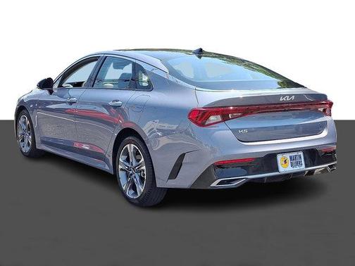 Everlasting Silver 2024 Kia K5 EX