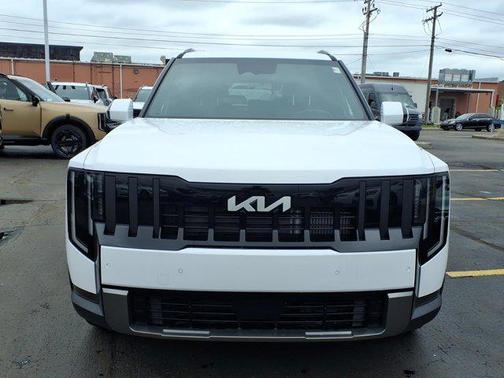 White Pearl 2027 Kia Telluride S