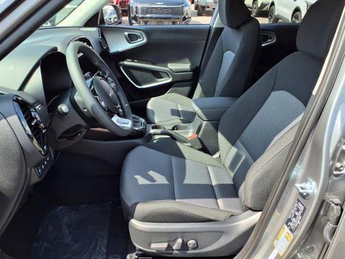 2025 Kia Soul S