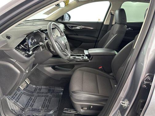 2022 Buick Envision FWD Preferred