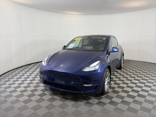 2021 Tesla Model Y Long Range Dual Motor All-Wheel Drive