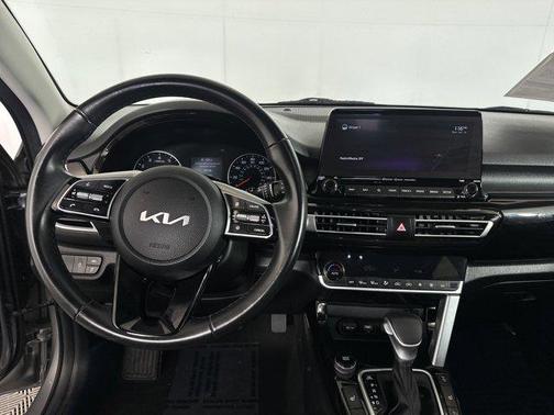 2022 Kia Seltos EX