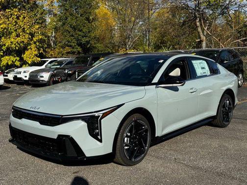 2025 Kia K4 GT-Line