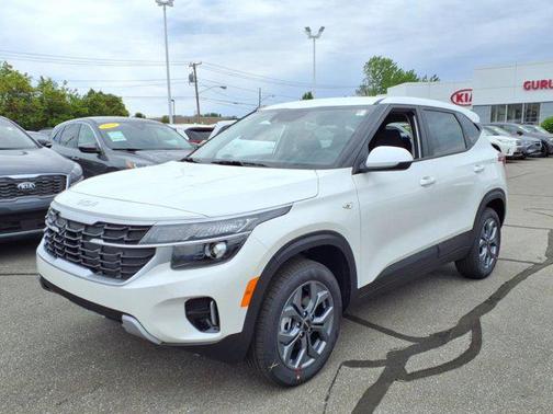 2025 Kia Seltos LX