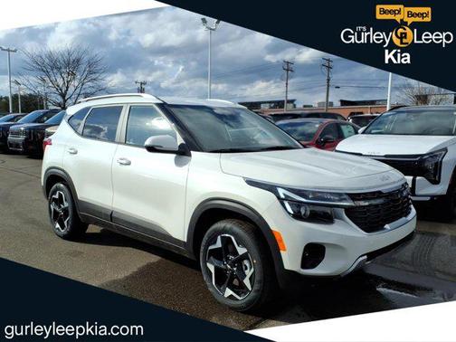 White Pearl 2026 Kia Seltos S