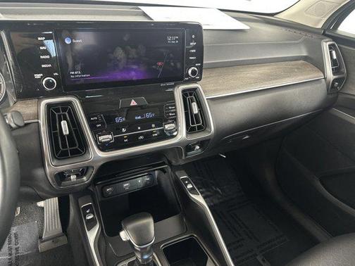 2022 Kia Sorento EX