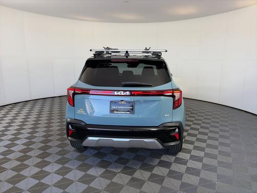 Pluton Blue/Black Roof 2024 Kia Seltos SX Turbo
