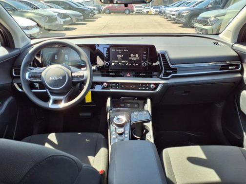 2025 Kia Sportage Hybrid LX