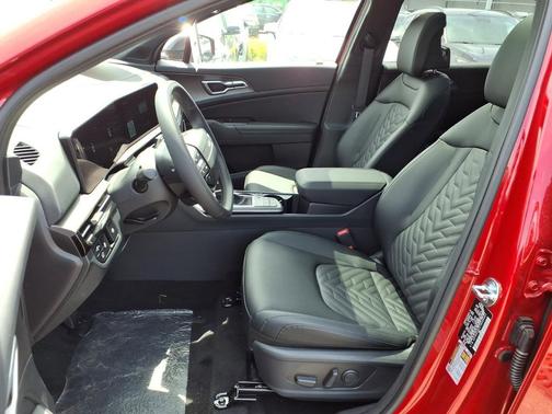 Runway Red 2026 Kia Sportage X-Line