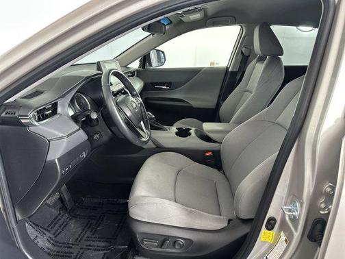 2021 Toyota Venza LE