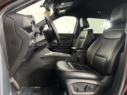 Copper 2020 Ford Explorer XLT