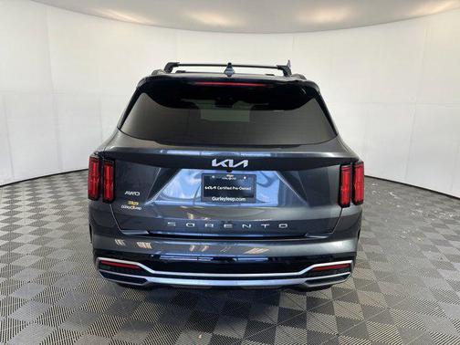 2022 Kia Sorento SX