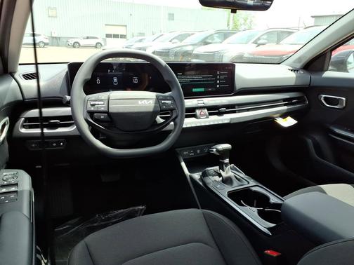 Aurora Black Pearl 2026 Kia K4 LXS