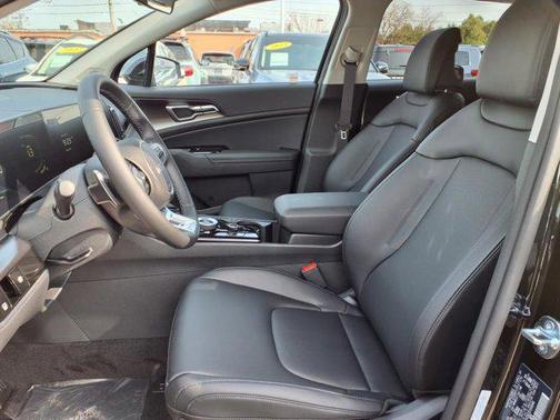 2025 Kia Sportage Hybrid EX