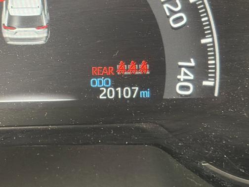 Ice Cap 2025 Toyota RAV4 LE
