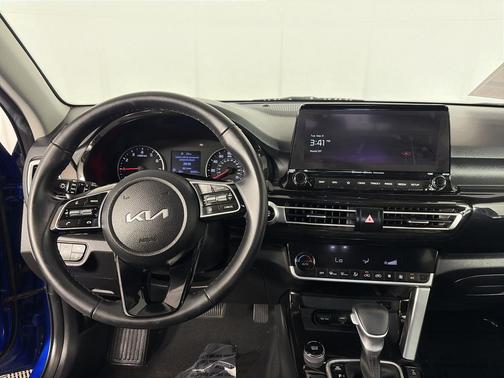 Neptune Blue 2023 Kia Seltos EX