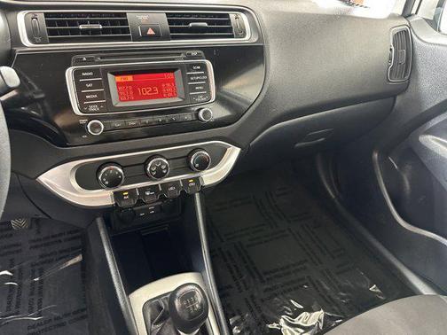 2016 Kia Rio LX