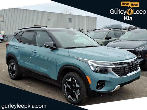 Blue / Black 2026 Kia Seltos S