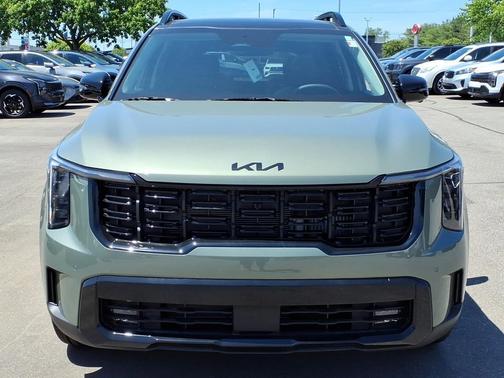 Jungle Green 2026 Kia Sorento SX