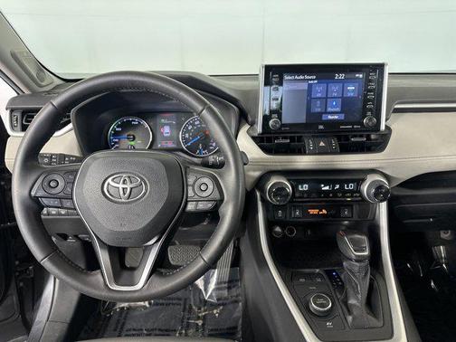 2021 Toyota RAV4 Hybrid XLE Premium