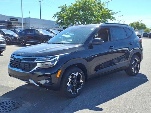 Fusion Black 2026 Kia Seltos S