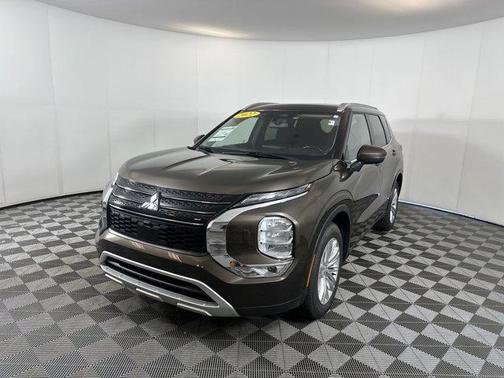 2022 Mitsubishi Outlander Black Edition S-AWC