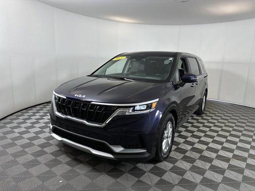 2022 Kia Carnival LXS