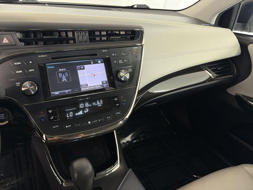 Blizzard Pearl 2015 Toyota Avalon XLE Touring